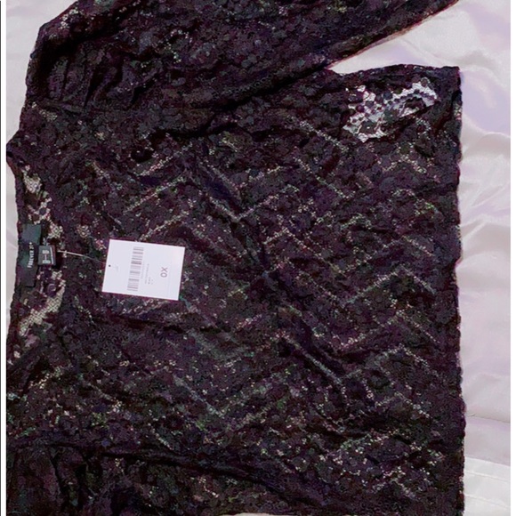 Black lace top. BNWT. - Picture 2 of 3